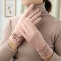 Guanti termici rosa per donna con un fiocco decorativo e una morbida finitura in camoscio - Taglia unica / Rosa Antico