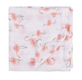 Lange en mousseline blanche pour bébé avec motif flamant rose, présenté plié avec soin - Deux flamants roses