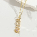 Collana dorata LOVE con cristalli brillanti e ciondolo a stella rosa elegante - Stella JOY/LOVE