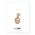 Minimalist gold-plated brass pendant featuring a bamboo-textured letter G with spring clasp - Letter G