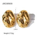 Detailed view of gold hammered irregular earrings with dimensions and weight specs - Gold (JDE2305035)