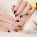Faux ongles amande gothiques avec dégradé violet-noir et motifs de toile d'araignée verte - JP1265