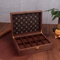 Boîte de montre en bois marron à 10 fentes avec doublure à motifs et fermoir en métal doré - Noyer Noir (Cuir à Motifs) 10 Montres