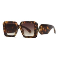 Baroque square sunglasses with dark tortoiseshell frames and brown gradient lenses - Tortoise Frame Tea Lens