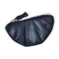 Mini porte-monnaie croissant noir avec coutures verticales et lanière à nœud chic - Noir
