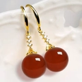 Boucles d'oreilles vintage dorées avec zircons blancs et perles rondes en agate rouge - Pierre Rouge d'Or