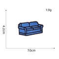 Toppa ricamata divano blu per vestiti bimbi, dettaglio dimensioni 7,0 cm x 4,2 cm - Divano Blu