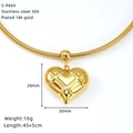 Vista dettagliata del ciondolo a cuore placcato oro 18K con dimensioni e specifiche - Stile con Motivo Trapuntato (S-P669)