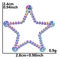 Ciondolo a stella arcobaleno con bordi perlati e dimensioni di 2,4cm per 2,8cm su bianco - Arcobaleno