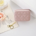 Mini pochette cosmetica in pelle PU rosa trapuntata con specchio e portachiavi dorato - Rosa