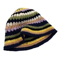 Handgefertigter Häkel-Fischerhut mit bunten Streifen in Blau, Gelb und Grün-Strick - Regenbogen Marineblau / M (56-58cm)