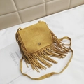 Ginger yellow suede-like tassel crossbody bag for kids with gold magnetic clasp - Yellow