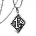 Collier punk en acier inoxydable avec pendentif losange 1% er sur chaîne perle carrée - Étiquette carrée 1% er avec chaîne en acier inoxydable