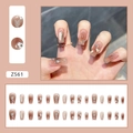 Faux ongles dégradés roses avec cœurs, perles et strass de forme cercueil - Cluster de Strass en Cœur (Z561) / Type à Colle