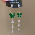 Macro di orecchini lunghi con farfalle di cristallo verde e zirconi a forma di goccia d'acqua - Verde (Perno per orecchini in argento - 16#)