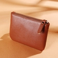 Petit porte-monnaie unisexe en cuir marron avec motif litchi et fermeture éclair élégante - Fauve