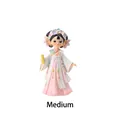 Figurine de dame chinoise de taille moyenne en hanfu rose et blanc tenant un parchemin - Taille moyenne tenant un livre