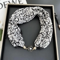 Elegant black and white pleated silk scarf necklace with a golden flower pearl magnetic clasp - Rose Buckle-Little Black Rose / 37cm