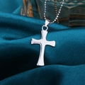 Pendentif croix en argent sterling S925 poli avec chaîne à billes classique sur satin - Style Poli Simple (4#)