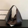 Minimalist large-capacity hobo bag in dark brown faux leather with metallic zipper detail - Brown