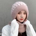 Winter knitted beanie and scarf set in dusty pink with plush lining and ear protection - Pattern Style / Light Pink