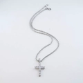 Collana con ciondolo a croce argento con zirconi e catena a corda per uomo e donna - Catena a Corda in Acciaio Inossidabile da 24 Pollici / Argento