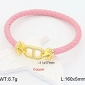 Bracciale in pelle intrecciata rosa con chiusura a maglie in rame dorato e cristalli - Rosa
