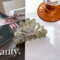 Amber marble acetate hair claw clip with shell shape and metal spring for women - 8cm / Gray