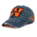 Detalle de gorra de béisbol lavada vintage con bordado W naranja y visera con efecto desgastado - Talla Única Ajustable / Azul marino