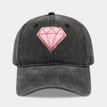 Casquette de baseball rétro en coton délavé gris foncé avec écusson diamant en chenille rose - Réglable / Noir