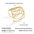 Makro-Detail eines 18K vergoldeten mehrlagigen gewebten Armreifs aus Edelstahl mit Maßen - Goldener Stil (YYBL025081)
