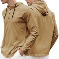 Μπροστινή και πίσω όψη του χακί ανδρικού hoodie με λαιμόκοψη Henley και λεπτομέρειες - S / Tops / Χακί
