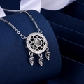 Collana acchiappasogni d'argento con ciondolo in zircone e foglie su supporto blu - Argento