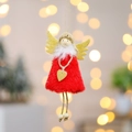 Angelo di Natale con vestito di peluche rosso, ali dorate e dettaglio a cuore lucido - Ciondolo Angelo di Cuore in Peluche Rosso