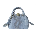 Schicke hellblaue Schlangenhaut-Schalentasche mit goldener Hardware und Gurt - Blau