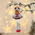 Weihnachts-Rentier-Plüschpuppe mit Navidad-Schild hängend an festlichen Beerenzweigen - Elch-Stil
