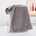 Asciugamano in cotone grigio scuro spesso con ricamo naturale per il bagno - Grigio Con Ricamo Di Fiori Di Cotone