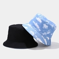 Double-sided reversible bucket hat featuring black fabric and blue sky white cloud print - M (56-58cm) / Blue Sky White Clouds Double-Sided Style