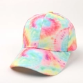 Regenbogen Batik Baumwoll-Baseballkappe mit bunten 3D-Blumenmustern und gebogenem Rand - Verstellbar / Regenbogenfarben