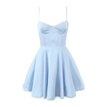 Robe d'été satinée bleu clair avec bordure en dentelle et fines bretelles fines - S / Bleu clair
