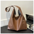 Minimalist large capacity caramel brown leather hobo shoulder bag for daily casual use - Brown