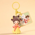 Simpatico portachiavi bambola cartoon con abito Hanfu rosa e giallo e gancio in metallo - Confezione in sacchetto OPP / Coppia in Stile Cinese - Ragazza - Giallo