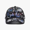 Casquette de baseball noire avec imprimés graffiti colorés et typographie WHAT - Réglable / Noir Bleu (25A387)