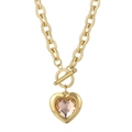 Collier doré à fermoir à bascule avec pendentif en cristal rose champagne en cœur - Chaîne Dorée Cœur Rose Champagne (KN229676-Z)