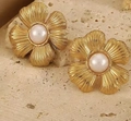 Elegant gold flower earrings with central pearl inlay and textured vintage petals - ED24-Detailed Radiant Flower