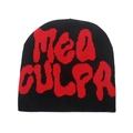 Streetwear-Beanie in Schwarz mit rotem MEA CULPA Jacquard-Schriftzug und weicher Textur - Schwarz