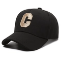 Klassische schwarze Baseballkappe aus Baumwolle mit beige besticktem C-Logo - Verstellbar / Schwarz