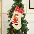 Calza di Natale in juta con renna 3D e bordo a quadri appesa all'albero di Natale - Stile orso / Grande / Beige/Rosso