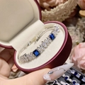 Bracciale in argento con cristallo blu e diamanti a foglia in scatola rossa - Corindone Artificiale Blu Argento (16+5cm)
