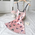 Camisón de satén rosa con estampados de mariposas de colores y tirantes finos - S / Mariposa Rosa
